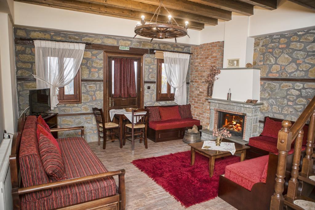 T'Asprolithia Villa Kalyvia Fylaktis Luaran gambar