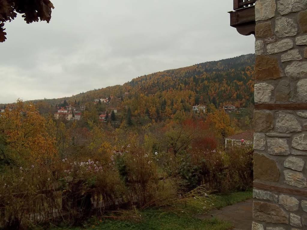T'Asprolithia Villa Kalyvia Fylaktis Luaran gambar